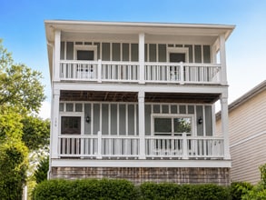 Building Photo - 156 Strickland Ave