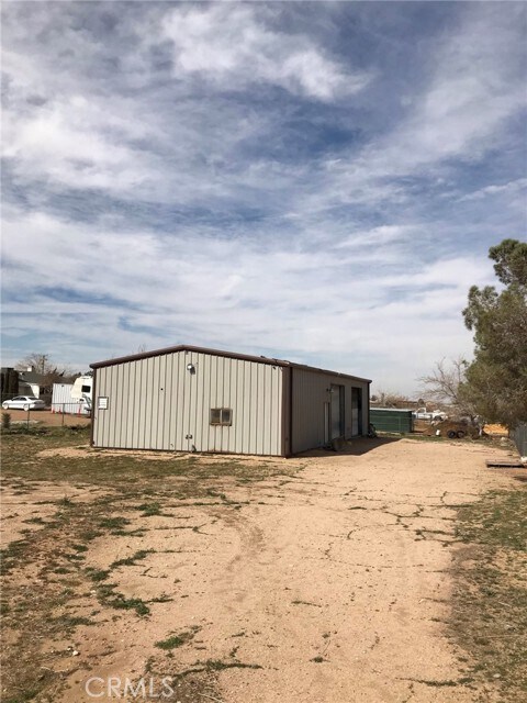 Building Photo - 16402 Mesa St
