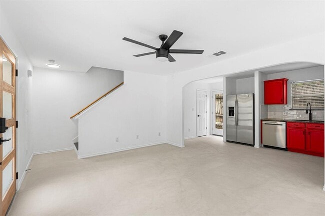 Building Photo - 1803 Maple Ave