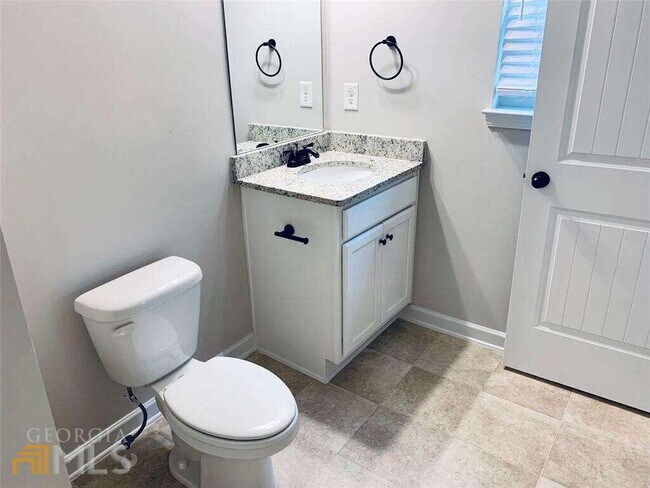 Foto del edificio - 1159 Bayrose Cir
