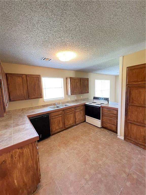 Foto del edificio - 2978 Kasey Ave
