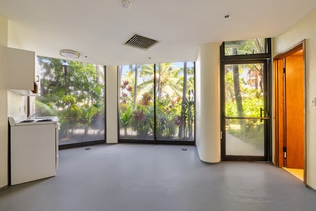 Building Photo - 300 Wai Nani Way