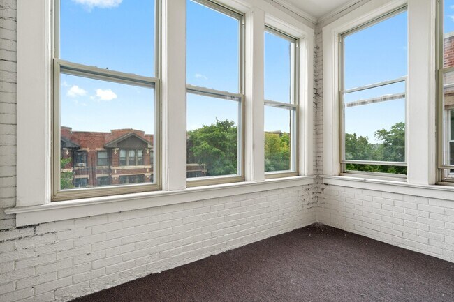 Foto del edificio - 5126 S Greenwood Ave