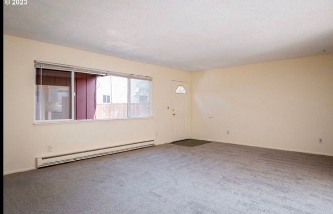 Building Photo - 8605 N Hurst Ave