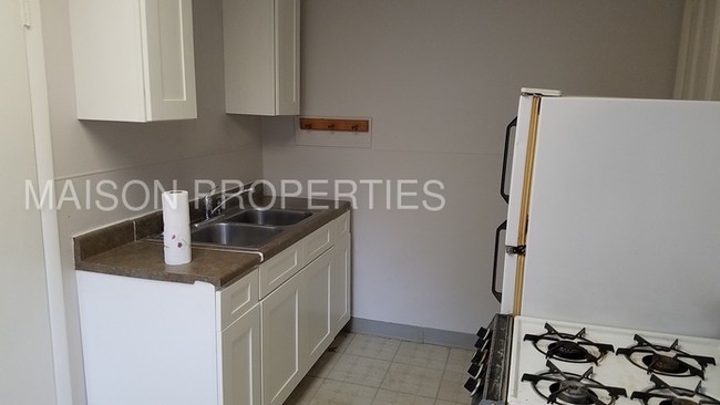 Building Photo - 9 Edmonds St | 1 BD/1 BA | Great Location