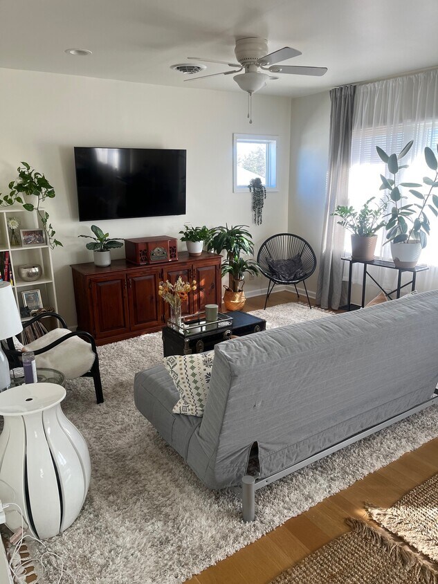 Foto principal - 106 Dallas Rd