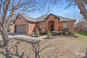 Building Photo - 8664 Glenburne Dr