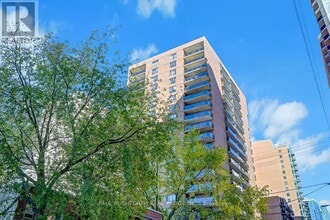 Building Photo - 475 Laurier Ave W
