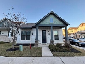 Building Photo - 825 W Mayfield Rd