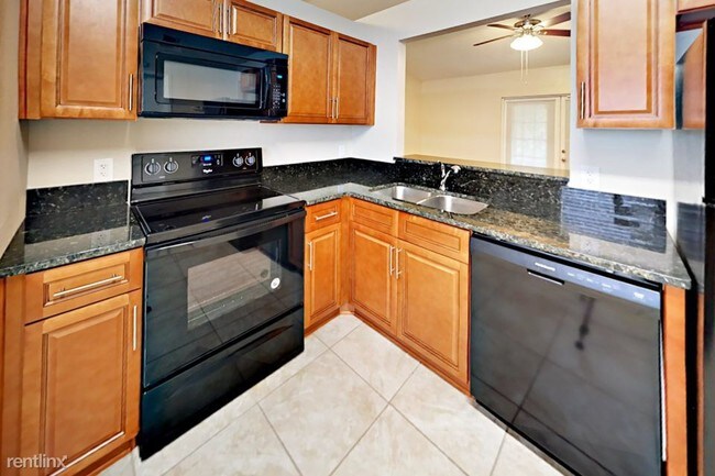 Foto del edificio - 609 Leland Dr