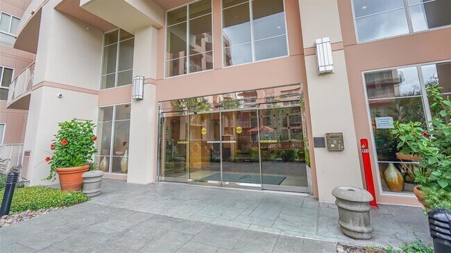 Foto del edificio - 3505 Sage Rd