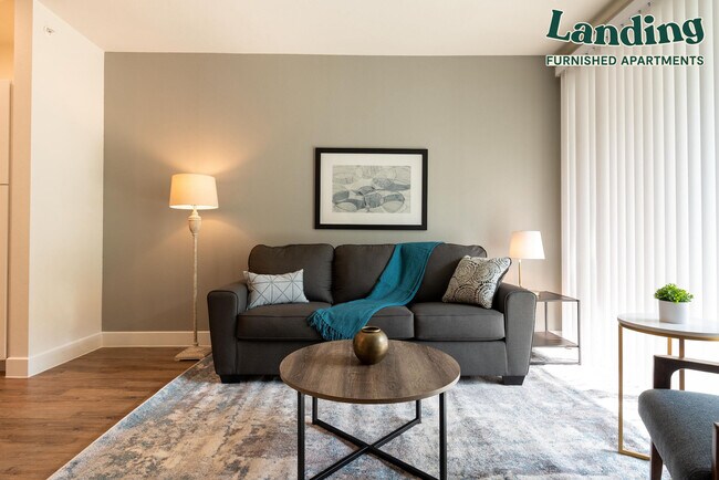 Foto del edificio - 4711 E Riverside Dr