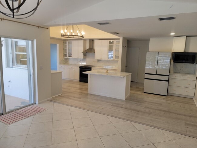 Building Photo - 9082 Cavatina Pl
