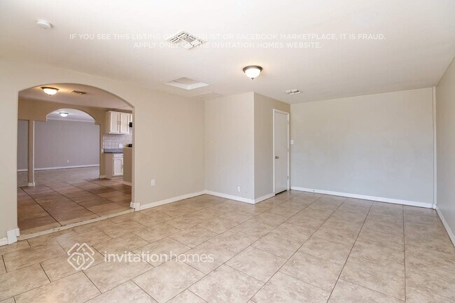 Foto del edificio - 4824 W Catalina Dr