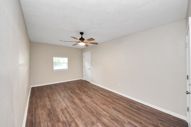 Building Photo - 2919 Elser St