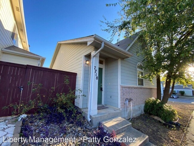 Building Photo - 2 br, 1 bath House - 7718 Crown Meadow