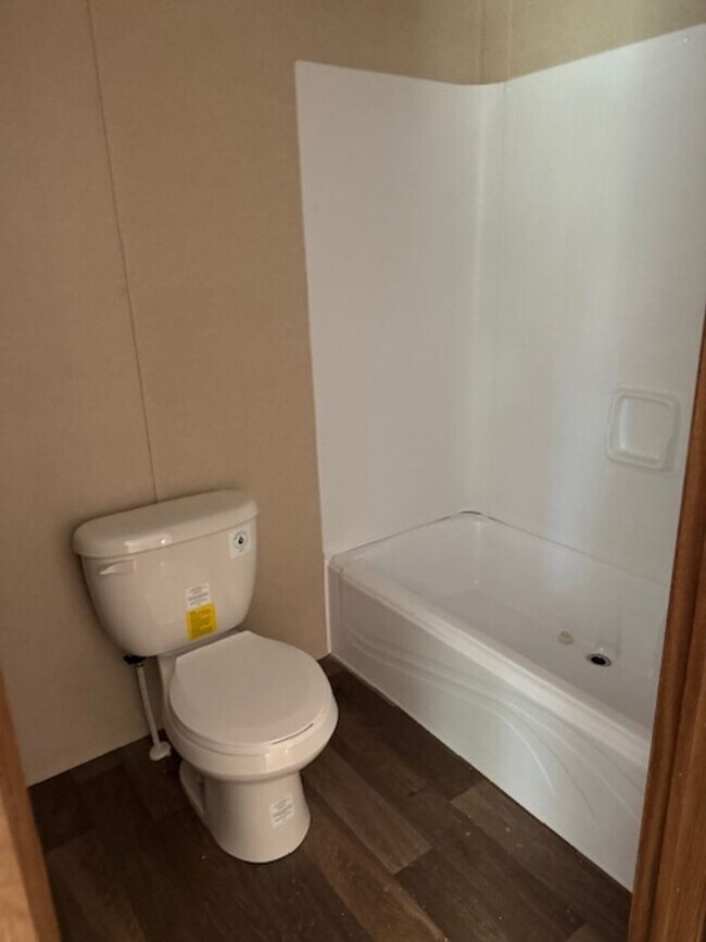 Foto del edificio - Brand New!! Singlewide MH in North Wakulla...