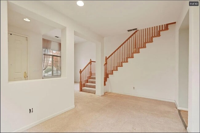 Building Photo - 748 Iberis Way