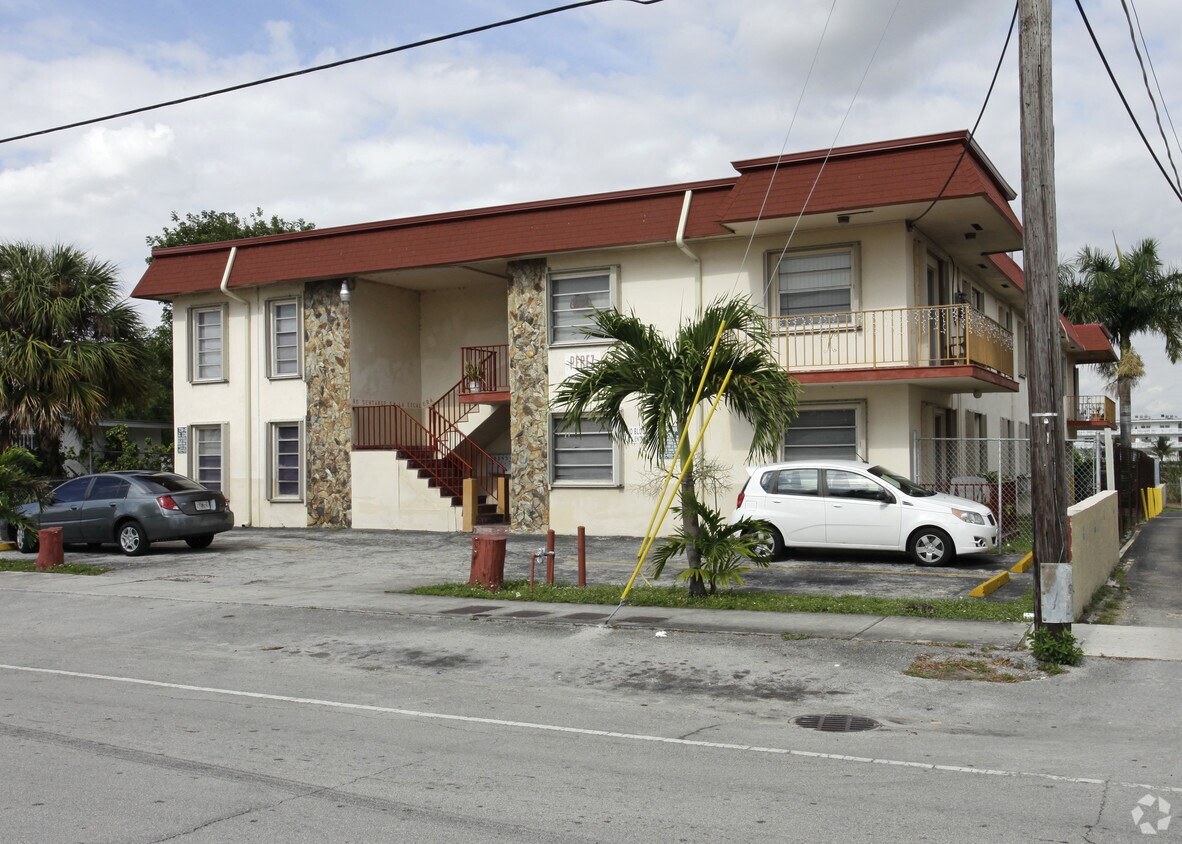 Building Photo - Perez Apartments