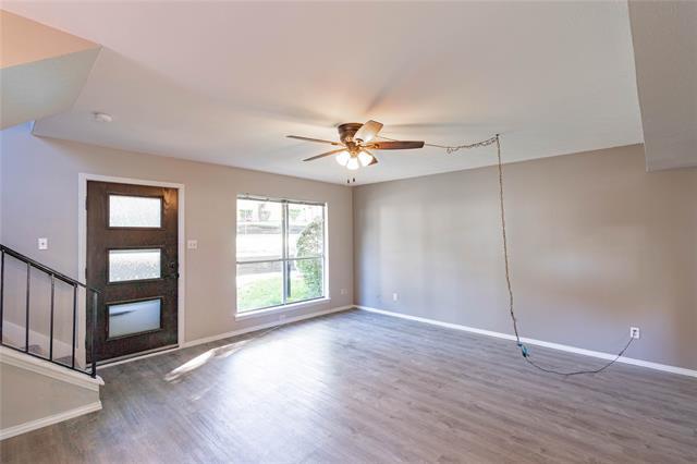 Building Photo - 5602 Marina Dr