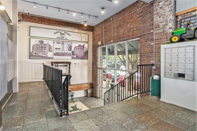 Building Photo - 1/1 True Industrial Loft Downtown