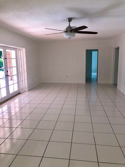 Building Photo - 7241 SW 84th Pl