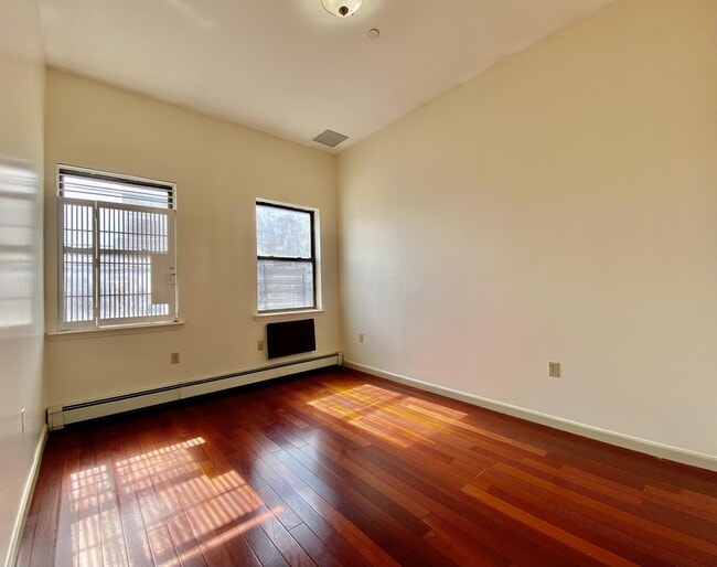 2119 Frederick Douglass Blvd Unit 5A, New York, NY 10026 Room for