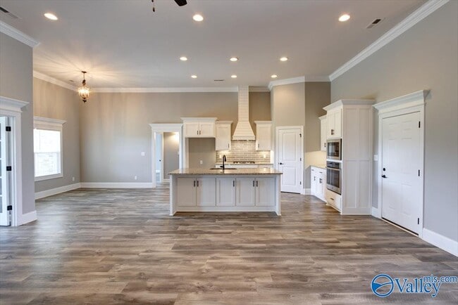 Building Photo - 26444 Birkshire Ln