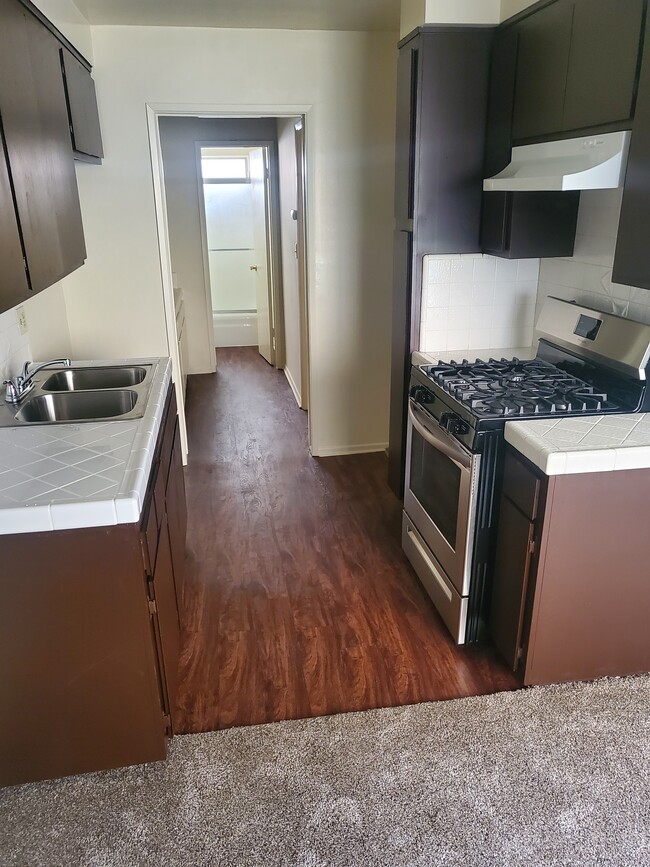 Building Photo - 6553 Newlin Ave