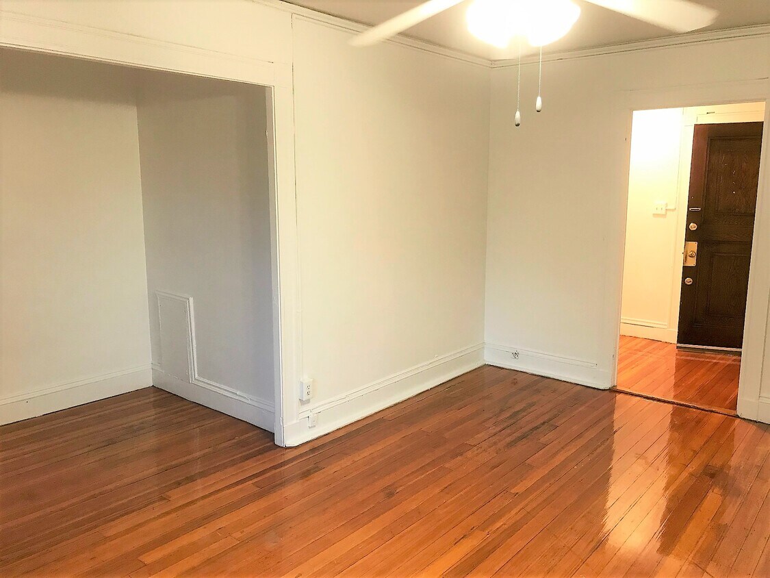 Foto principal - 79 Westland Ave