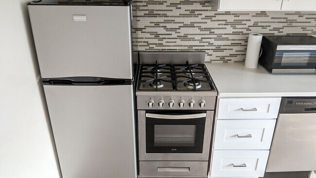 Foto del edificio - 2520 W Leland Ave