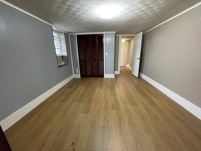 Building Photo - 1133 KY-80