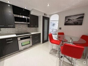 Building Photo - 3161 S Ocean Dr