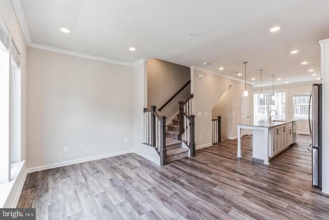 Foto del edificio - 8159 Tompkins St