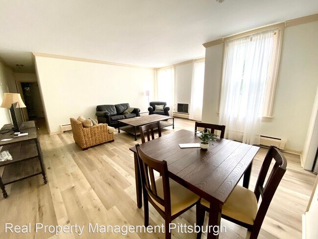 Building Photo - 2 br, 1 bath House - 225 E Swissvale Unit 3