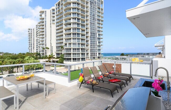 Terraza en la azotea del 4º piso con vistas al mar. - 340 Balboa St