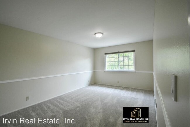 Building Photo - 4 br, 3.5 bath House - 1613 Canary Drive