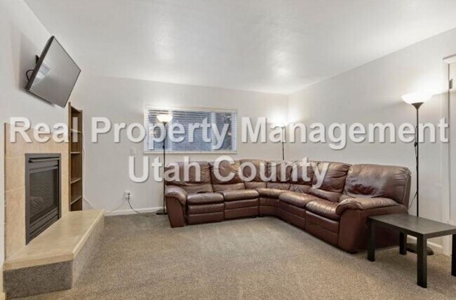 Foto del edificio - Condo for Rent in Orem's Amiron Village!