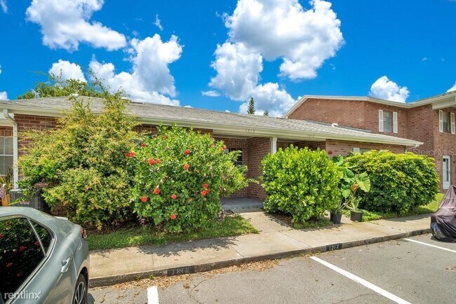 Building Photo - 2 br, 2 bath House - 1212 Carriage Lane