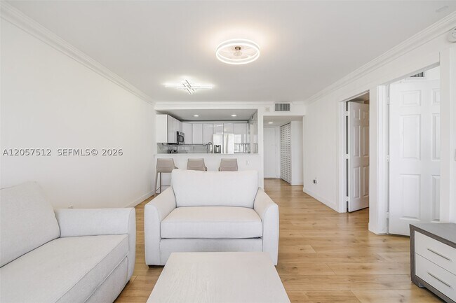 Building Photo - 401 Ocean 602