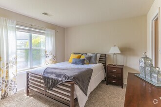 2BR,2BA,-934SF Bristle Bay - Runaway Bay Apartment Homes