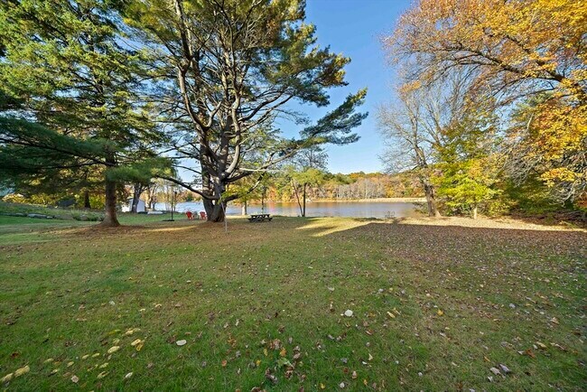 Foto del edificio - 252 Mechanic St