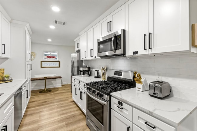 Building Photo - 5751 Firenza Dr