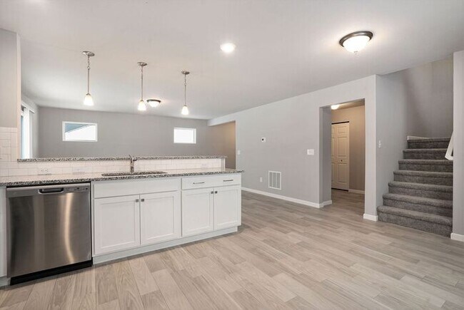Foto del edificio - 3064 N. Sedge Wren Drive