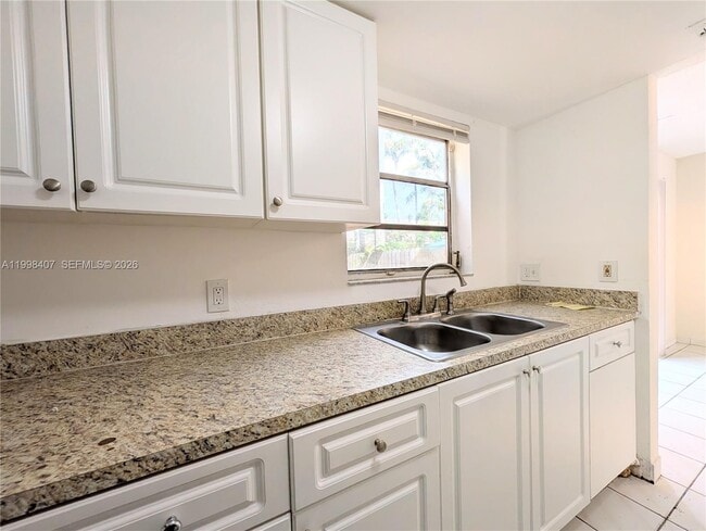 Foto del edificio - 58 SW 14th Terrace
