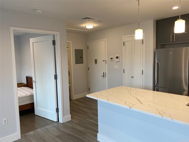 Foto del edificio - 25-40-40 31st St