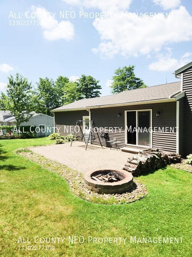 Foto del edificio - 5502 Lakewood Rd