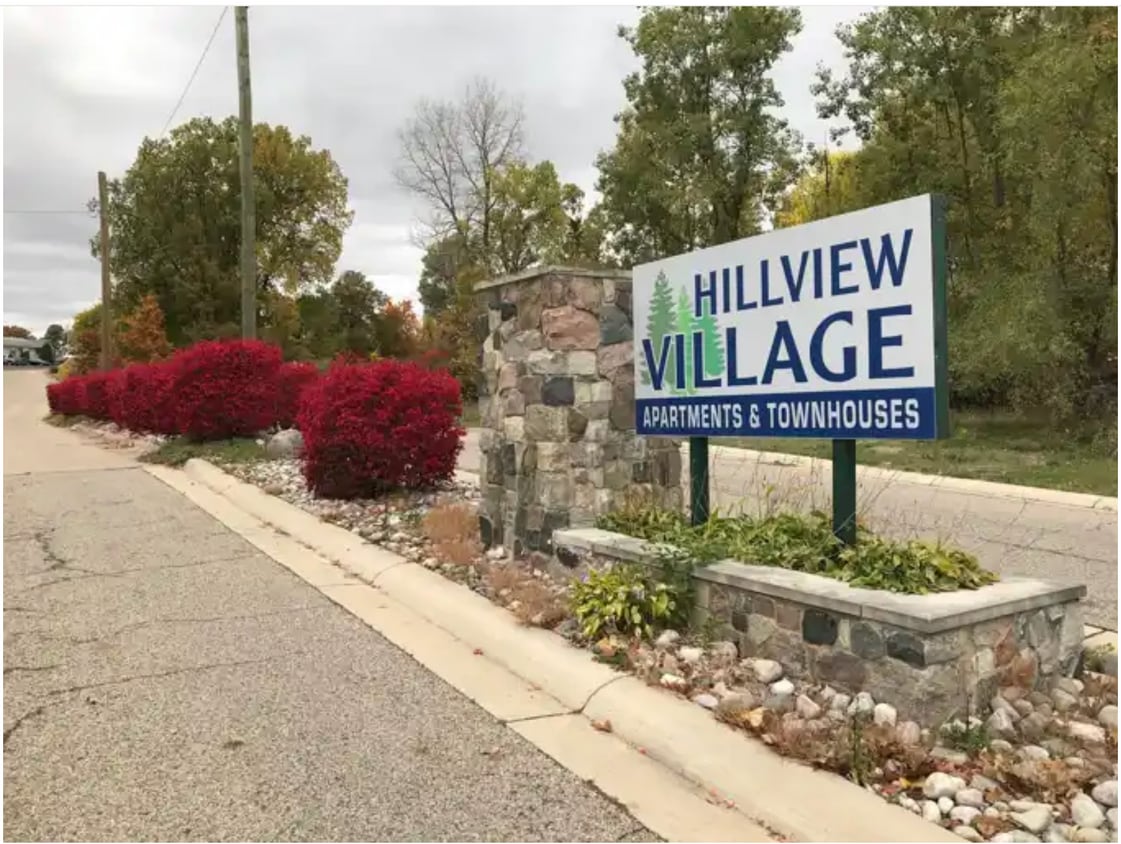 217 Summit Rdg Unit B, White Lake, MI 48386 Apartments in White Lake