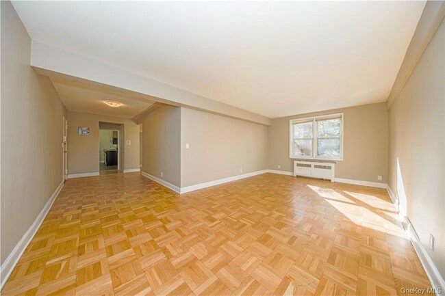 Building Photo - 1133 Midland Ave