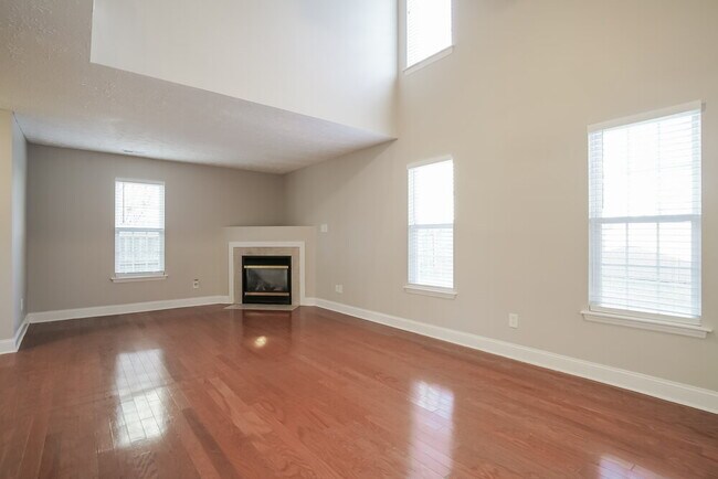 Foto del edificio - 2304 Charny Dr